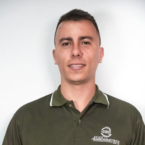 Retrato de un integrante del equipo de Grupo AER